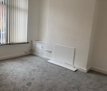 Grosvenor Road, Liverpool - Photo 1