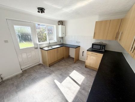 Ivychuch Gardens, Margate - Photo 5