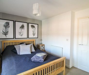 2 bedroom terraced house to rent - Photo 3