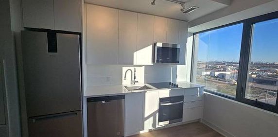 Highway 7 & Jane Street Brand New 1Bdrm Modern Kitchen Open Concept - Photo 2