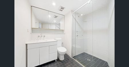 Ultra Modern 1 bedroom apartment with a separate study. - Photo 4