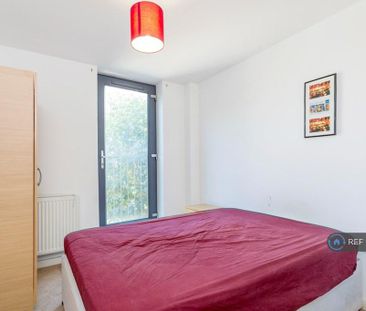 2 bedroom flat to rent - Photo 6
