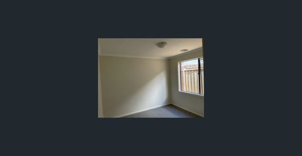 Modern Family Living in Prime Mickleham Location! - Photo 1