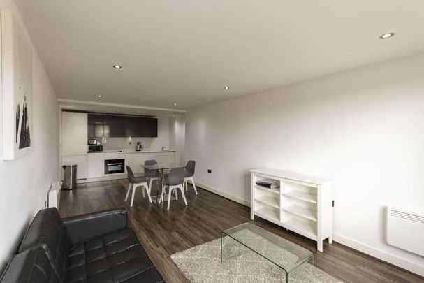 2 bedroom apartment to rent - Photo 1