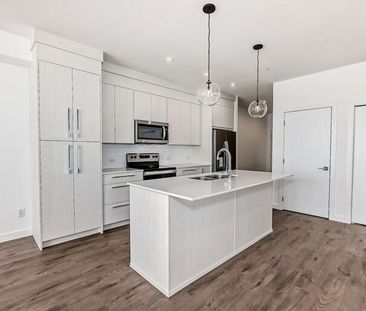 BRAND NEW 2 Bedroom, 2 washroom Condo, CORNER UNIT | 1301 - 681 Sav... - Photo 1