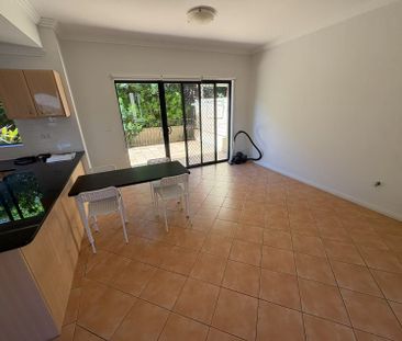 WeChat: KRL119 L1+2+3/ 23 Villiers St, Kensington NSW 2033 - Townho... - Photo 3