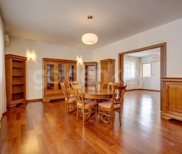 Apartament spatios cu 4 camere| garaj | ID:146576 - Fotografie 5