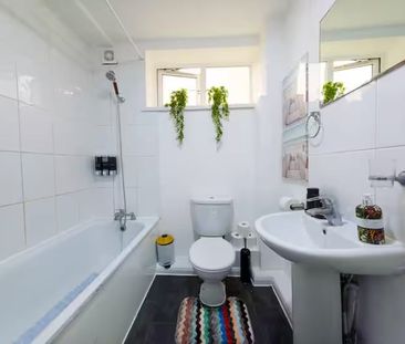 Room in a Shared Flat, Johnson Street, E1 - Photo 6
