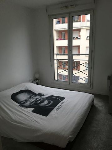 Location Appartement 2 pièces 44m² ISSY LES MOULINEAUX 92130 - Photo 2