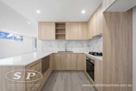 Luxury 3 bedroom apartment - Photo 4