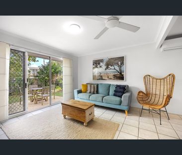 2/5 Barbados Cres, Noosaville - Photo 1
