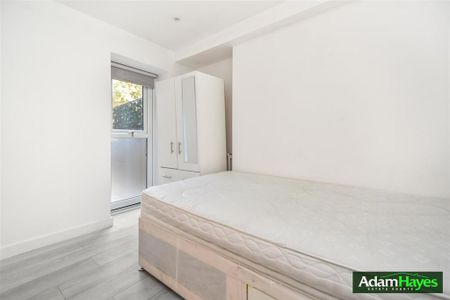 4 bedroom apartment to rent - Photo 2