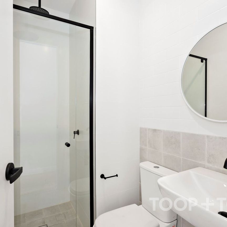 Stylish New Home in Brompton - Photo 1