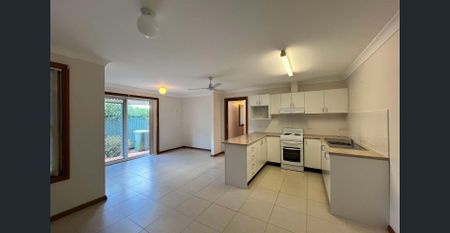 CHARMING 2 BED DUPLEX - Photo 3