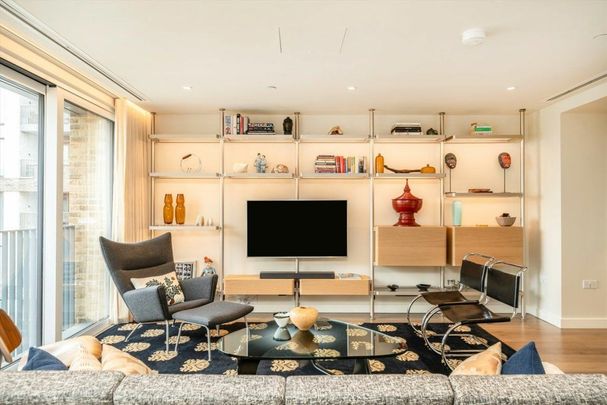 Jubilee Walk, Clerkenwell, WC1X - Photo 1