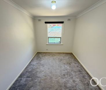 Open the Door to Easy Family Living - Photo 5