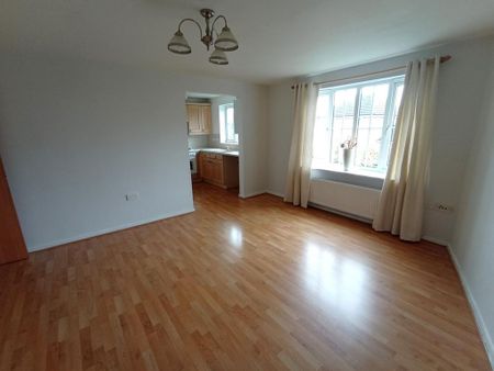 2 bedroom apartment to rent - Photo 5