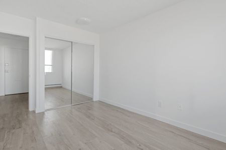 Pacific Cove Apartments - Photo 5