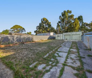 Comfortable Living in Ballarat East - Photo 2