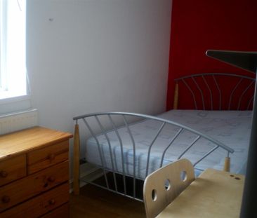 The Walk, Roath, Cardiff - Photo 3