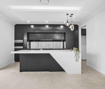 Brand New Architecturally Designed - Photo 4