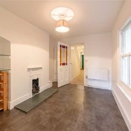 Montague Road, Cambridge, Cambridgeshire, CB4 1BU - Photo 1