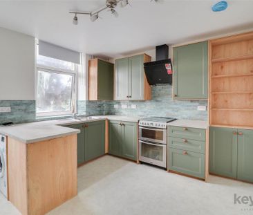 3 bedroom terraced house to rent - Photo 6