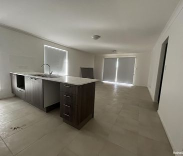 Modern Family Living in the Heart of Munno Para West! - Photo 3