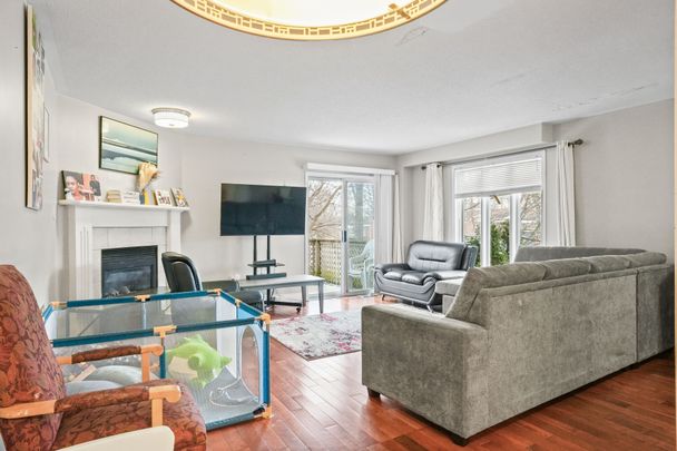 For Lease - 1073 Gabriel Place, Burlington, Ontario - Photo 1