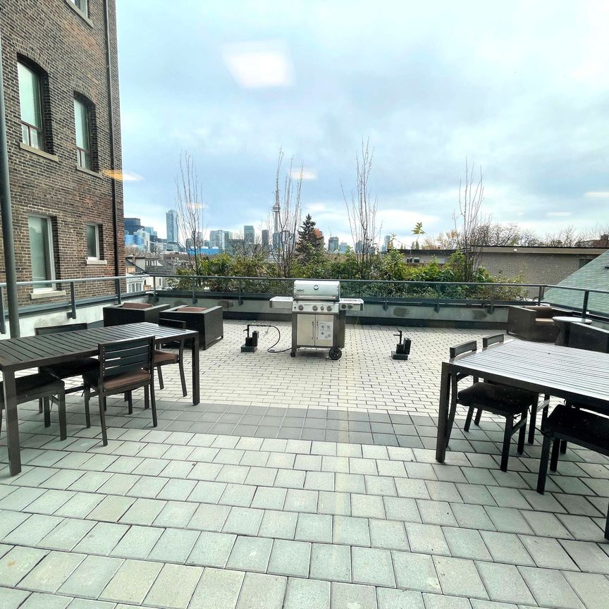 For Lease - 231 College Street Unit# 502R, Toronto, Ontario - Photo 1
