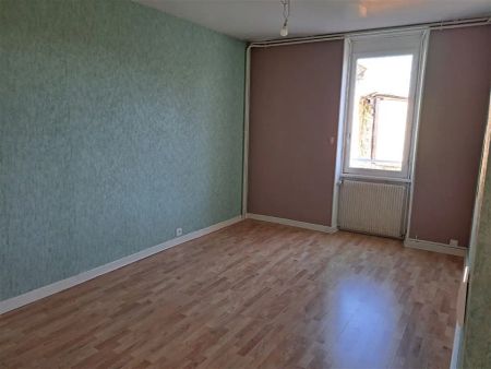 Appartement 4 pièces - 89m² à Beaurepaire (38270) - Photo 2