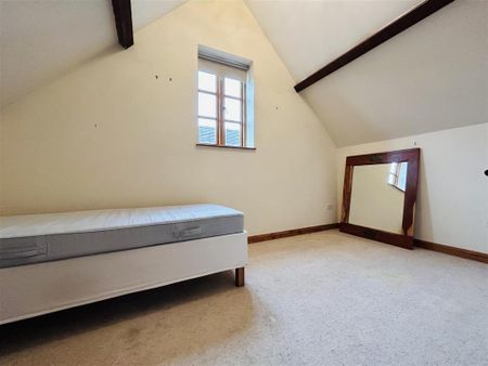 2 bedroom cottage to rent - Photo 2
