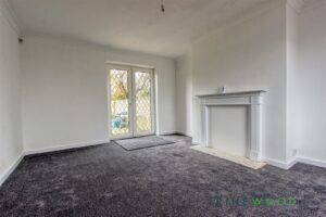 3 BEDROOM House - Semi-Detached - Photo 5