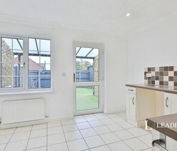 2 bedroom house to rent Woodrow Place, Spalding, Lincolnshire, PE11 - Photo 6