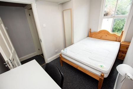 4 bedroom house to rent - Photo 4