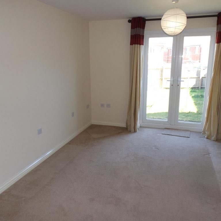 2 bedroom semi-detached house to rent - Photo 1