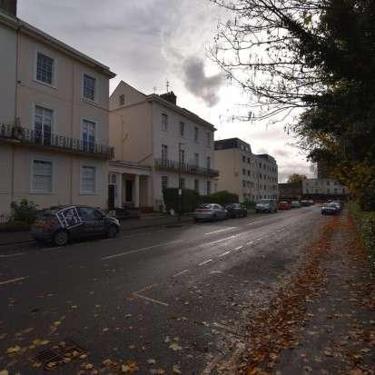 Warwick Terrace, Leamington Spa, CV32 - Photo 1