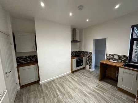 Gosling Gate Road, Rotherham, Goldthorpe - Photo 3