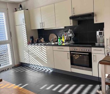 2.5 Zimmer, 90 m², 2. Stock - Foto 3