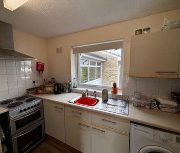 1 bedroom flat to rent - Photo 6