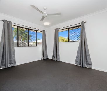 8 Pincer Court, Bushland Beach. - Photo 2