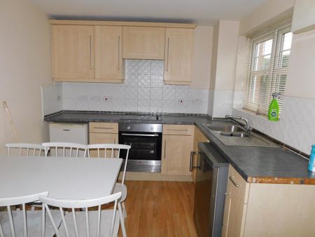 2 bedroom apartment to rent - Photo 4