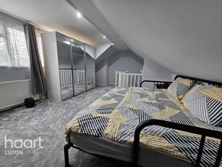 4 bedroom detached bungalow to rent - Photo 5