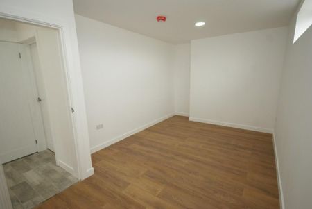 2 bedroom maisonette to rent - Photo 3