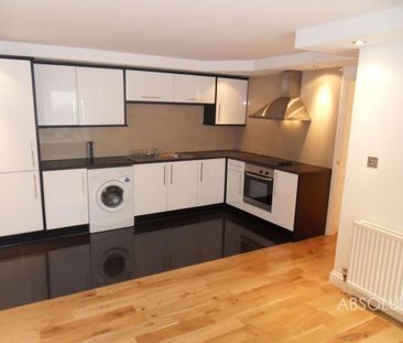 2 bedroom flat to rent - Photo 3