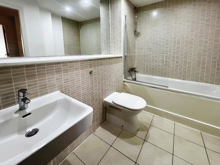 2 bedroom apartment to rent - Photo 5