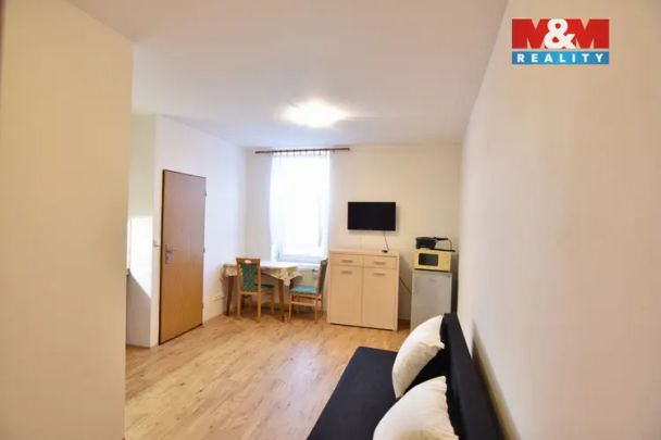 Pronájem bytu 1+kk, 30 m - Фото 1
