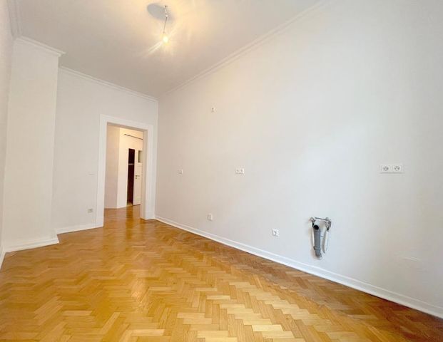 AnKaSa Immobilien*Stilvolle Wohnung* einladender Charakter*1.OG*3 Zi*Stuck*Parkett*Fenster Bad*Wanne - Foto 1