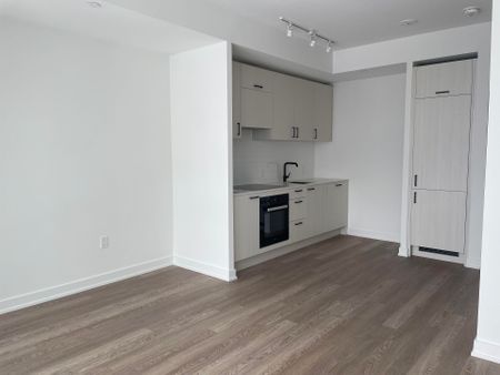 For Lease - 1 Quarrington Lane Unit# 3018, Toronto, Ontario - Photo 5