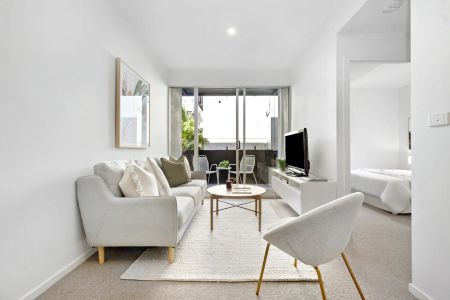 Urban Style Meets Unbeatable Fitzroy Location - Photo 2